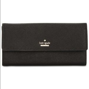 NWT Kate Spade Kinsley wallet in black